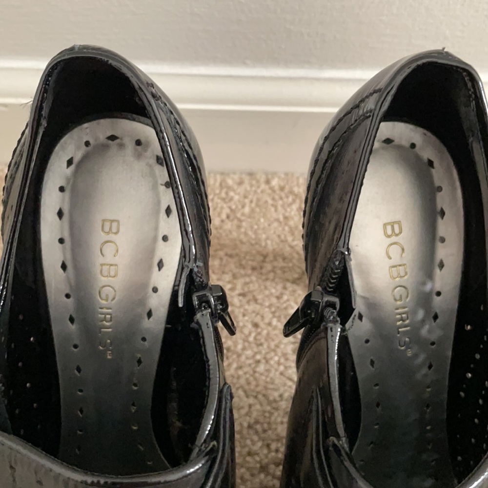 Booties - Picture 5 of 8